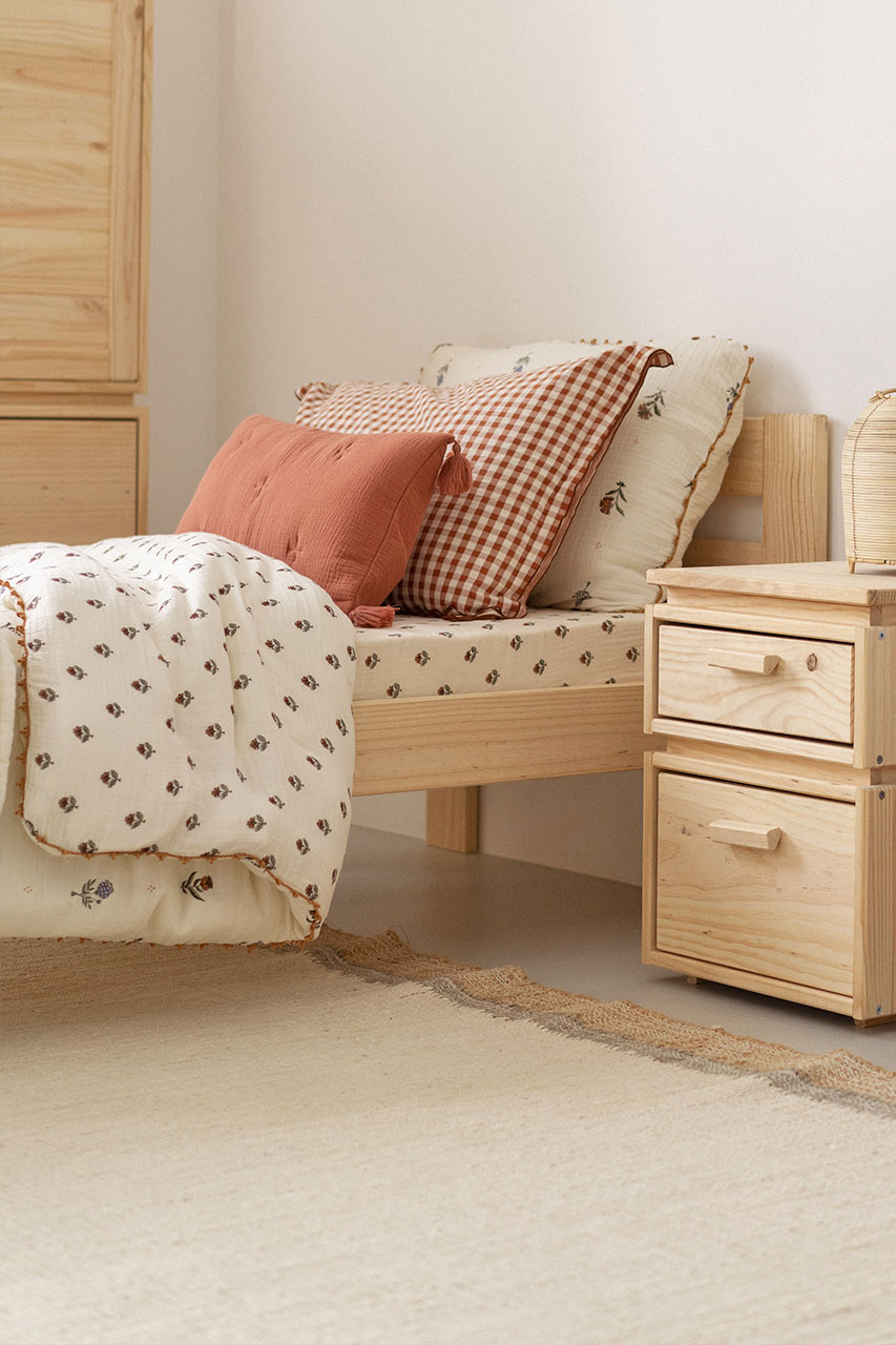 Imagen de ambiente 5 para:Cama individual de 90 de madera natural